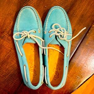 Sperry Gold Cup leather loafers , woman’s size 8, light blue, new without tags